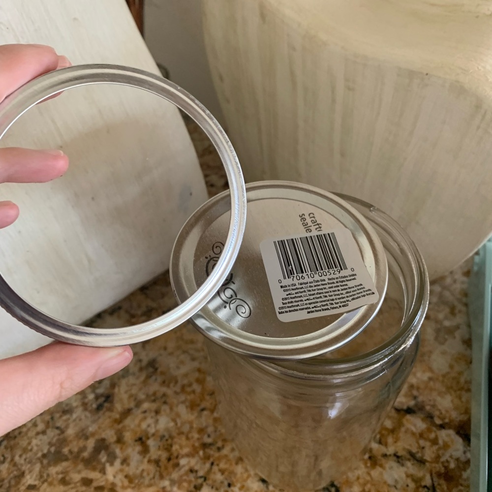spatula, chiping device, 2 chipping handles and caning jar. - Picture 3 of 10